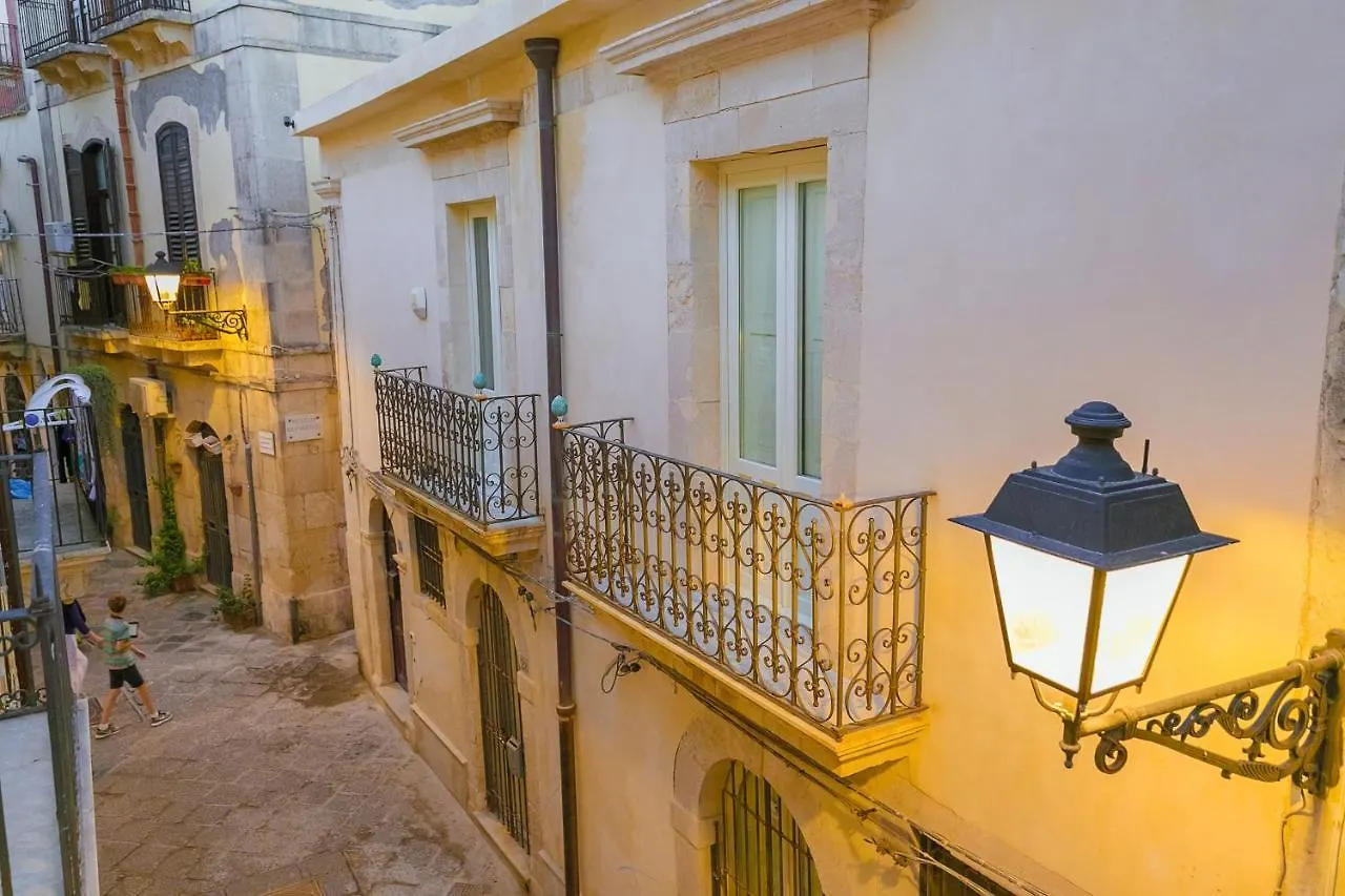 Apartment Veronique By Dimore In Sicily Syracuse Italy