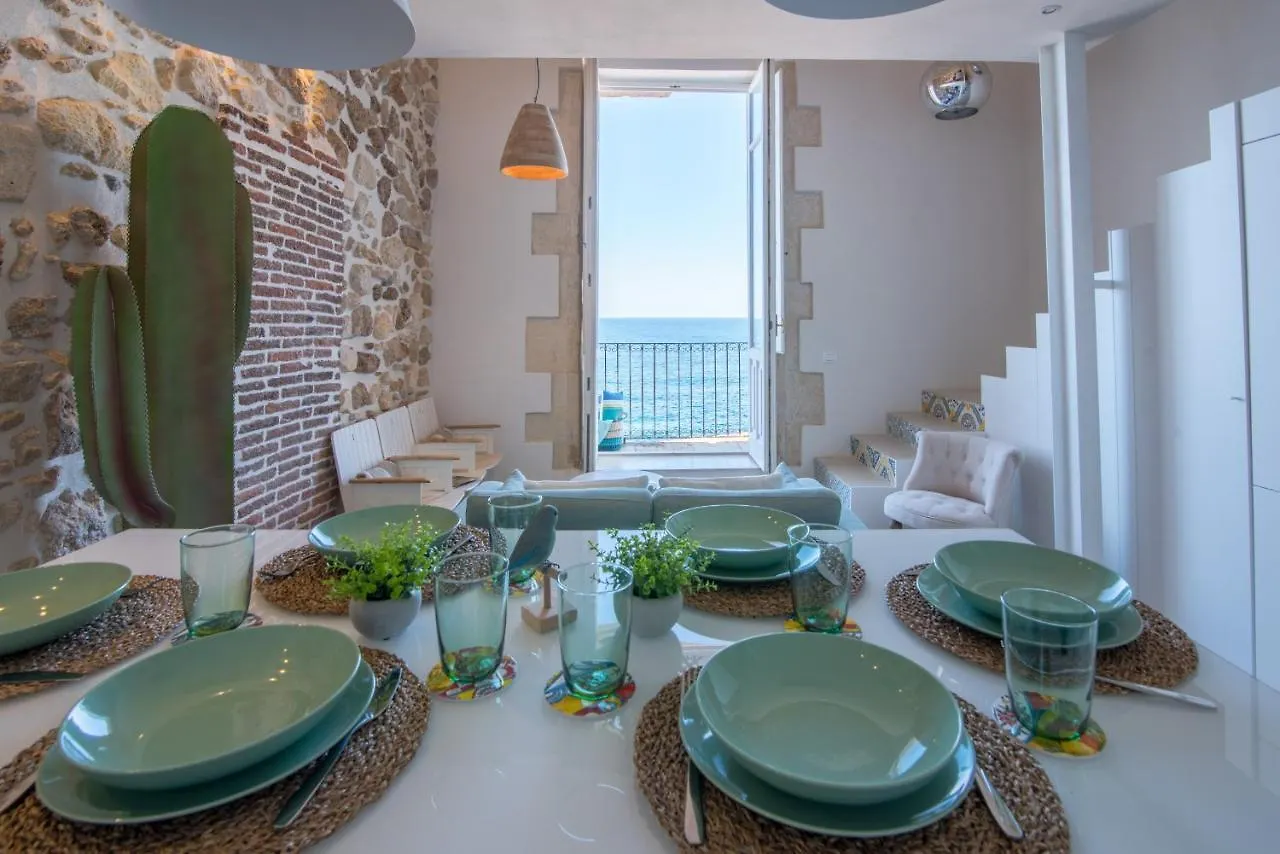Veronique By Dimore In Sicily Syracuse